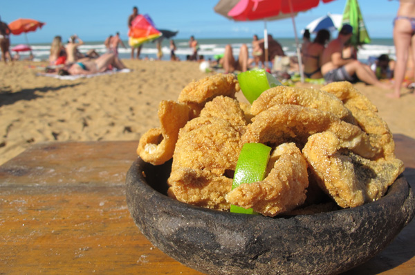 itaunas-pescadinha-frita-na-praia