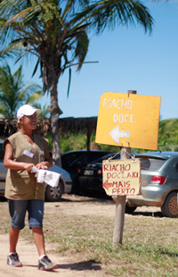 itaunas-riacho-doce-estacionamento