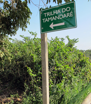 itaunas-trilha-tamandare-placa