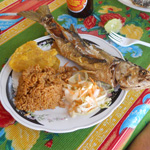 cartagena-pescado-inteiro-prato