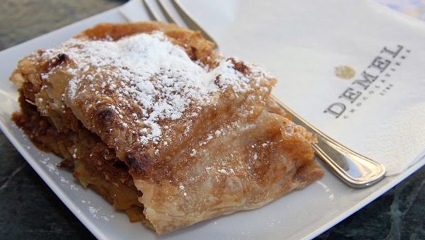 apfelstrudel-demel-viena