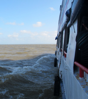 ilha-do-marajo-barco-fora